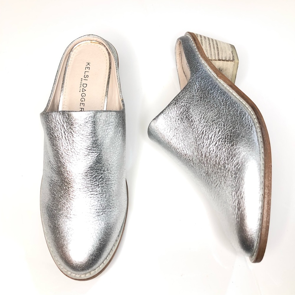 Kelsi Dagger Brooklyn Silver Mules size 7